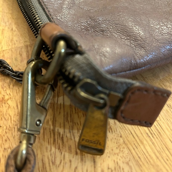 Fossil Brown Leather Brass Tone Chain Handle, leather Crossbody Strap Bag - Picture 9 of 16